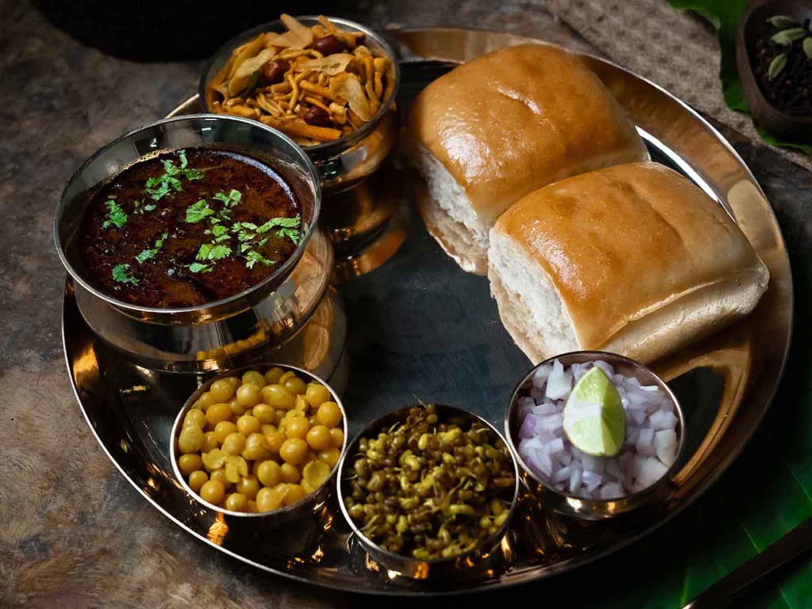 mumbaiya misal pav - spicy maharashtrian dish