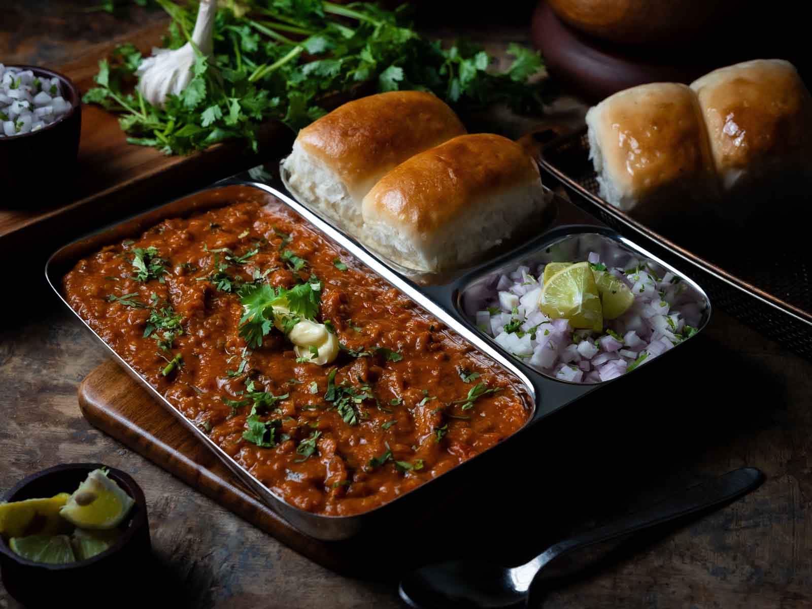 bhaji pav - maharashtrian street food